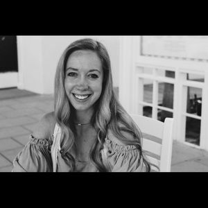 Meet your Posher, Jesseca